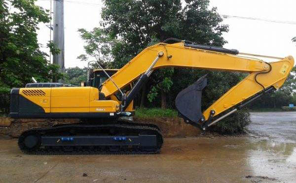 挖掘機(jī)啟動(dòng)困難的九種原因